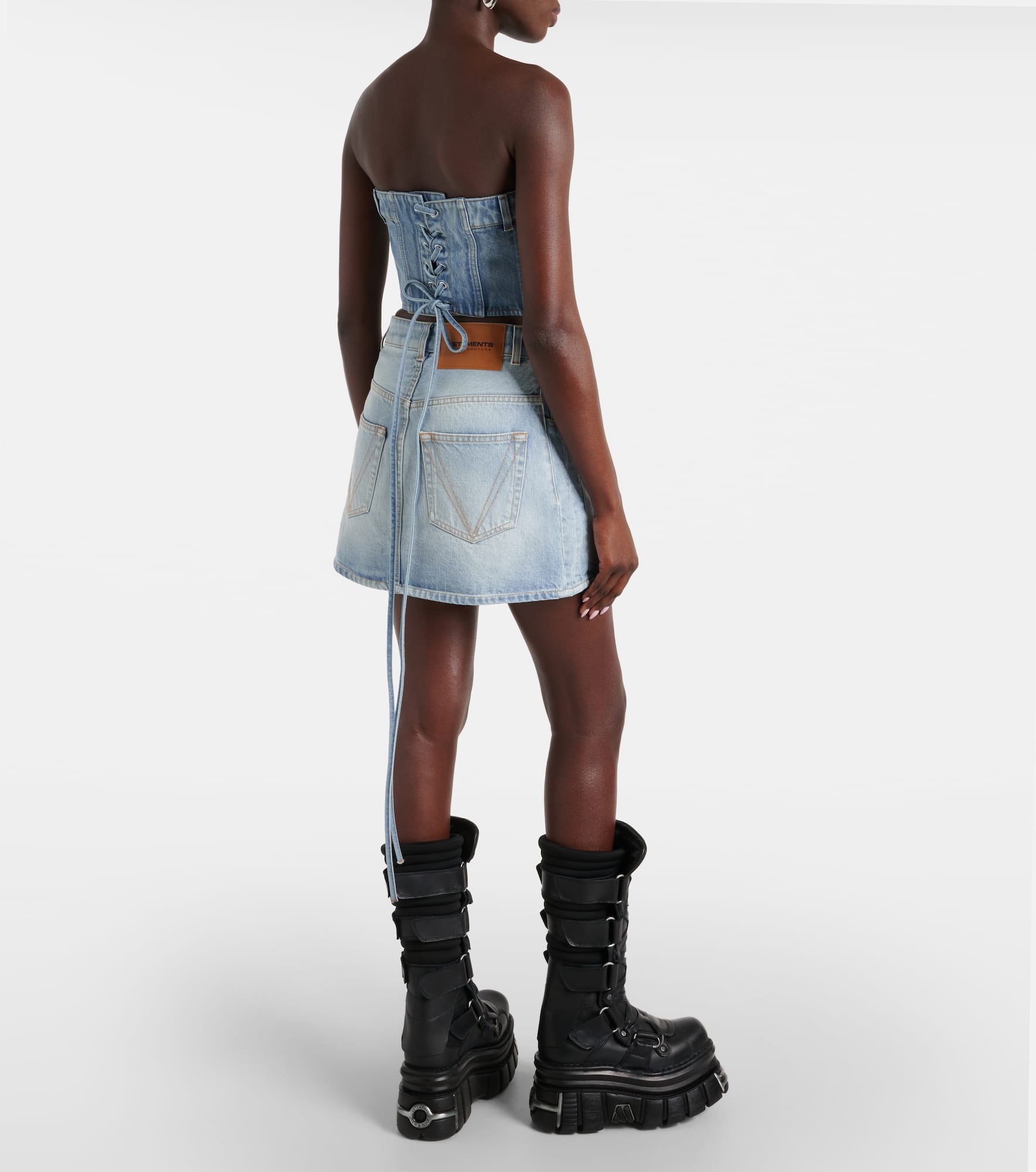 Distressed denim miniskirt - 3