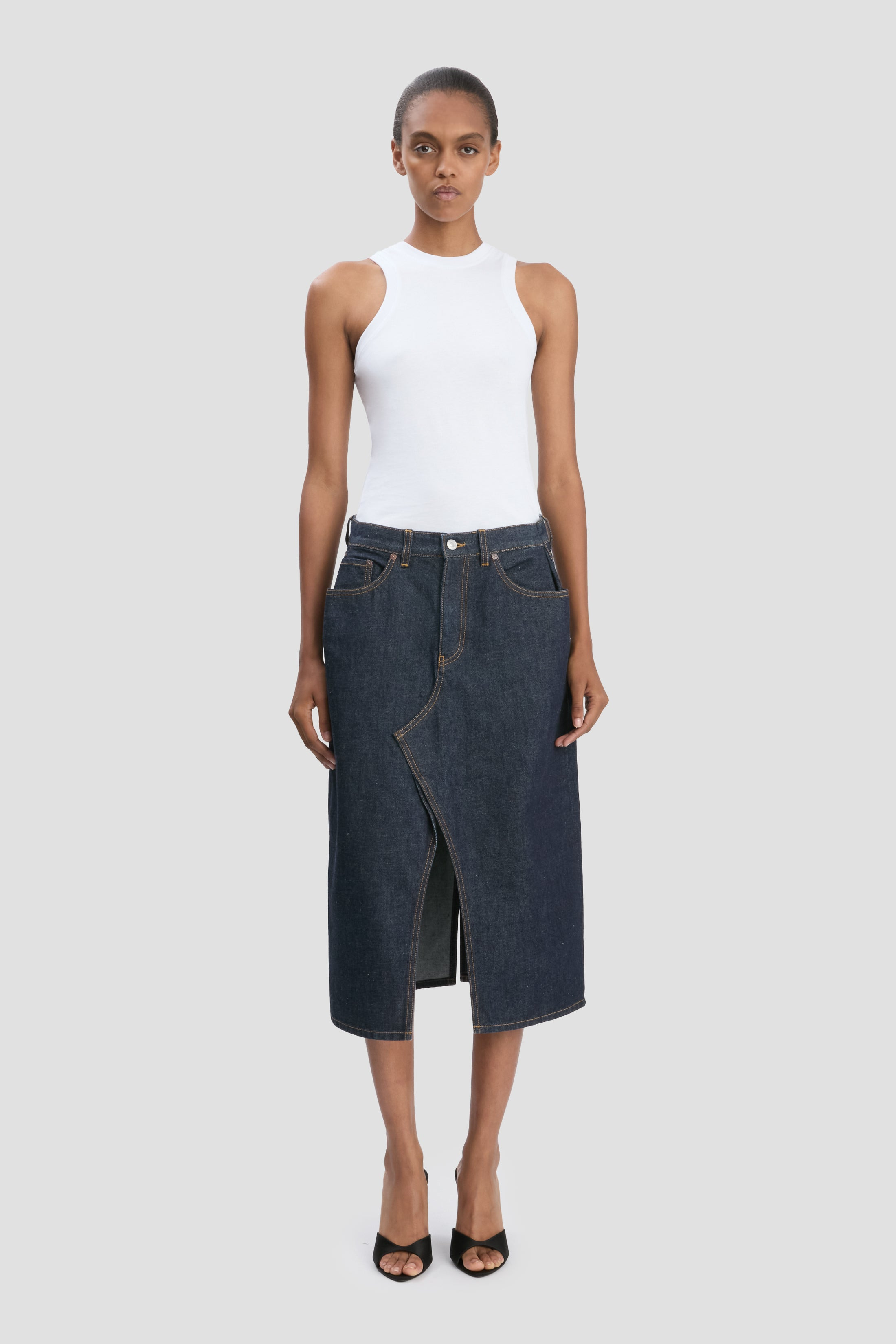 Kick Pocket Denim Skirt In Light Rinse - 2