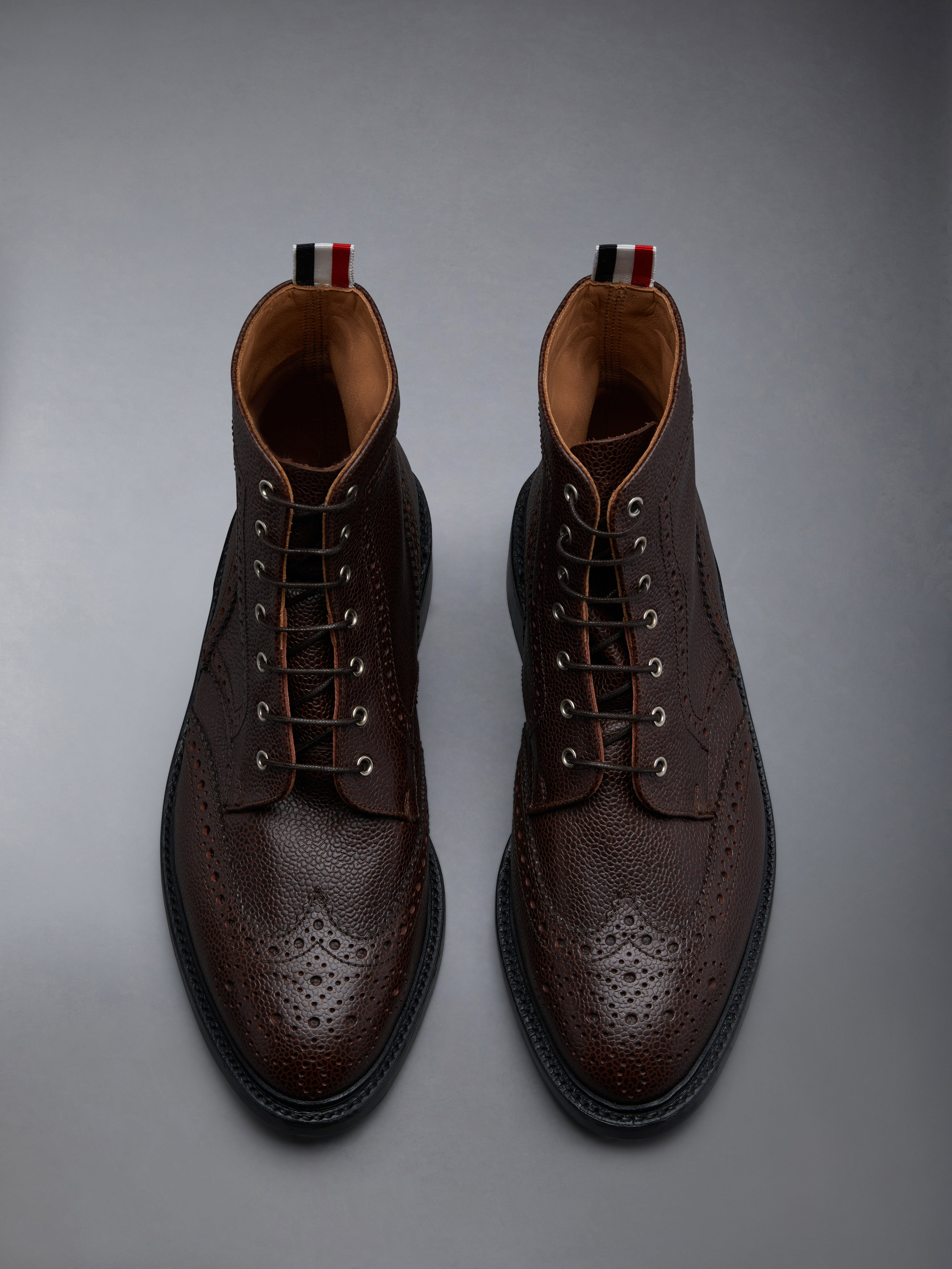 CLASSIC WINGTIP BOOT W/ LIGHTWEIGHT RUBBER SOLE IN BOX CALF - 5