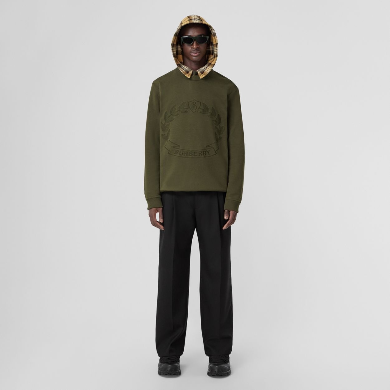 Embroidered Oak Leaf Crest Cotton Sweatshirt - 2