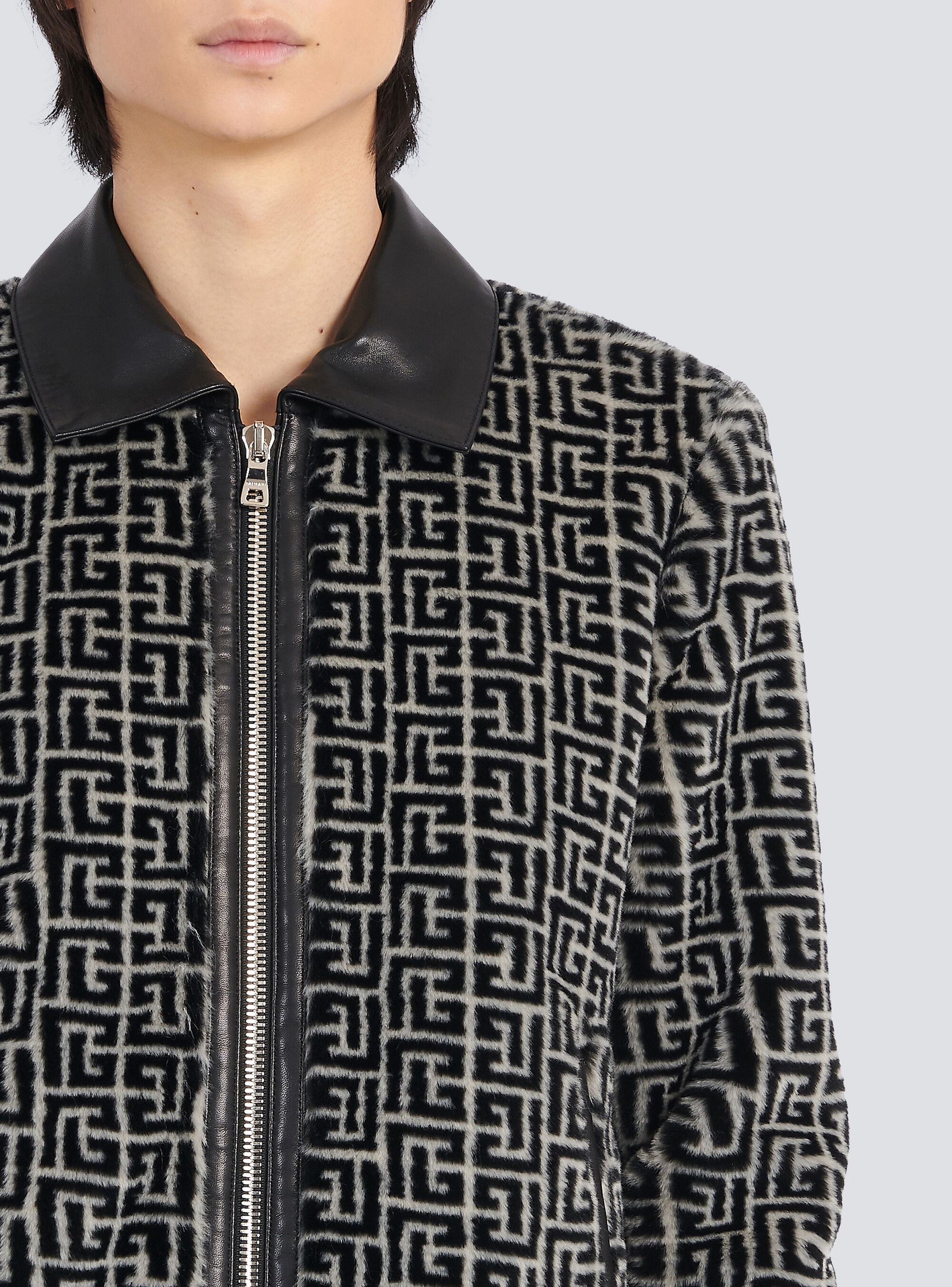 Faux fur bomber jacket with Balmain monogram - 7