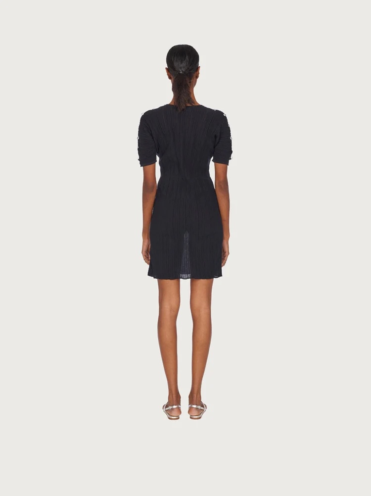DRESS WITH CUT OUT - 4