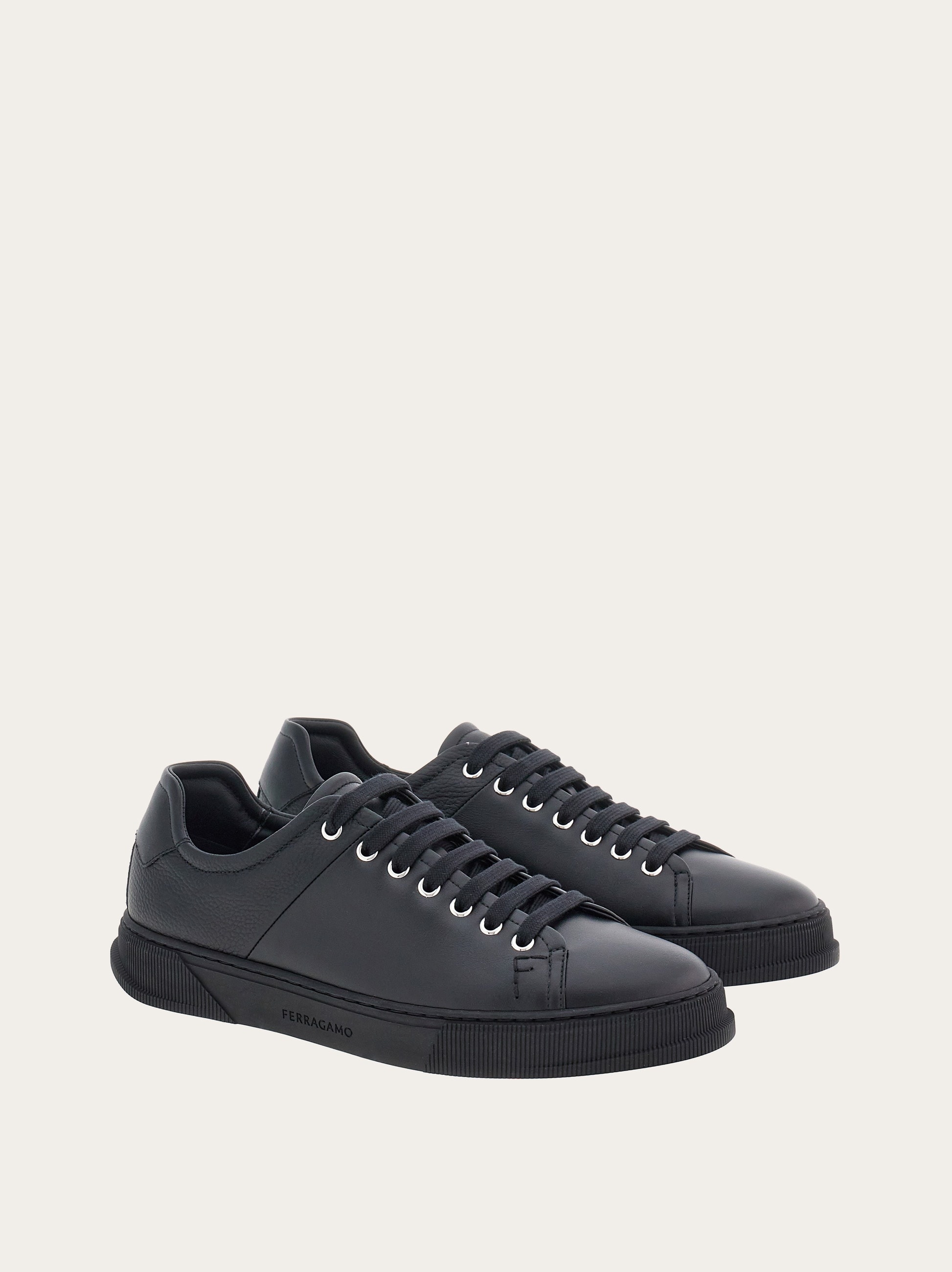 Low cut sneaker - 5