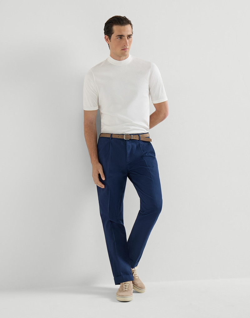 Garment-dyed trousers in twisted cotton gabardine with pleat 5