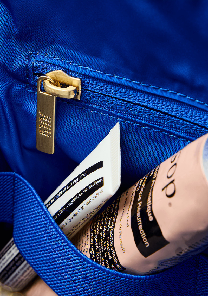 Open Toiletry Bag 8