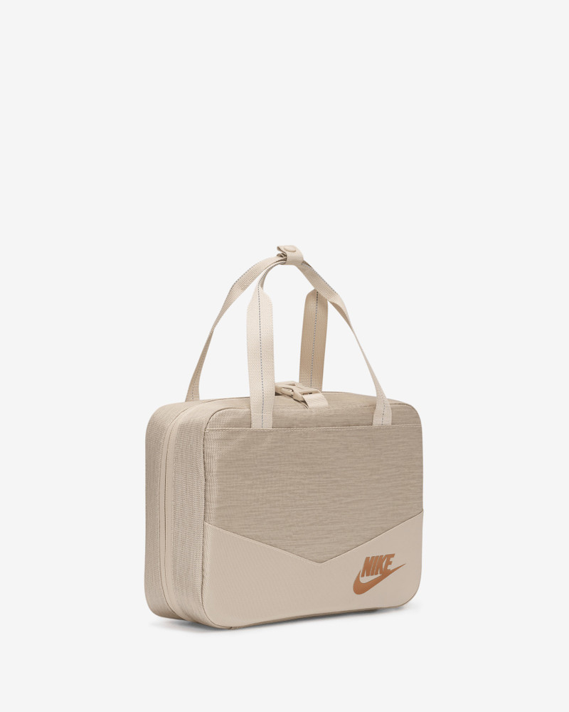 Nike Unisex Futura Lunch Bag (3L) 3