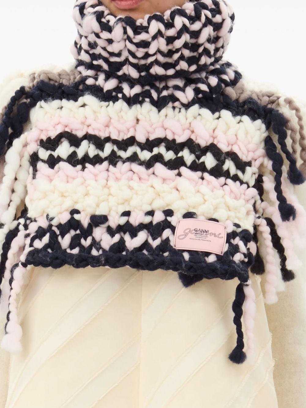crochet-knit wool neck warmer - 2
