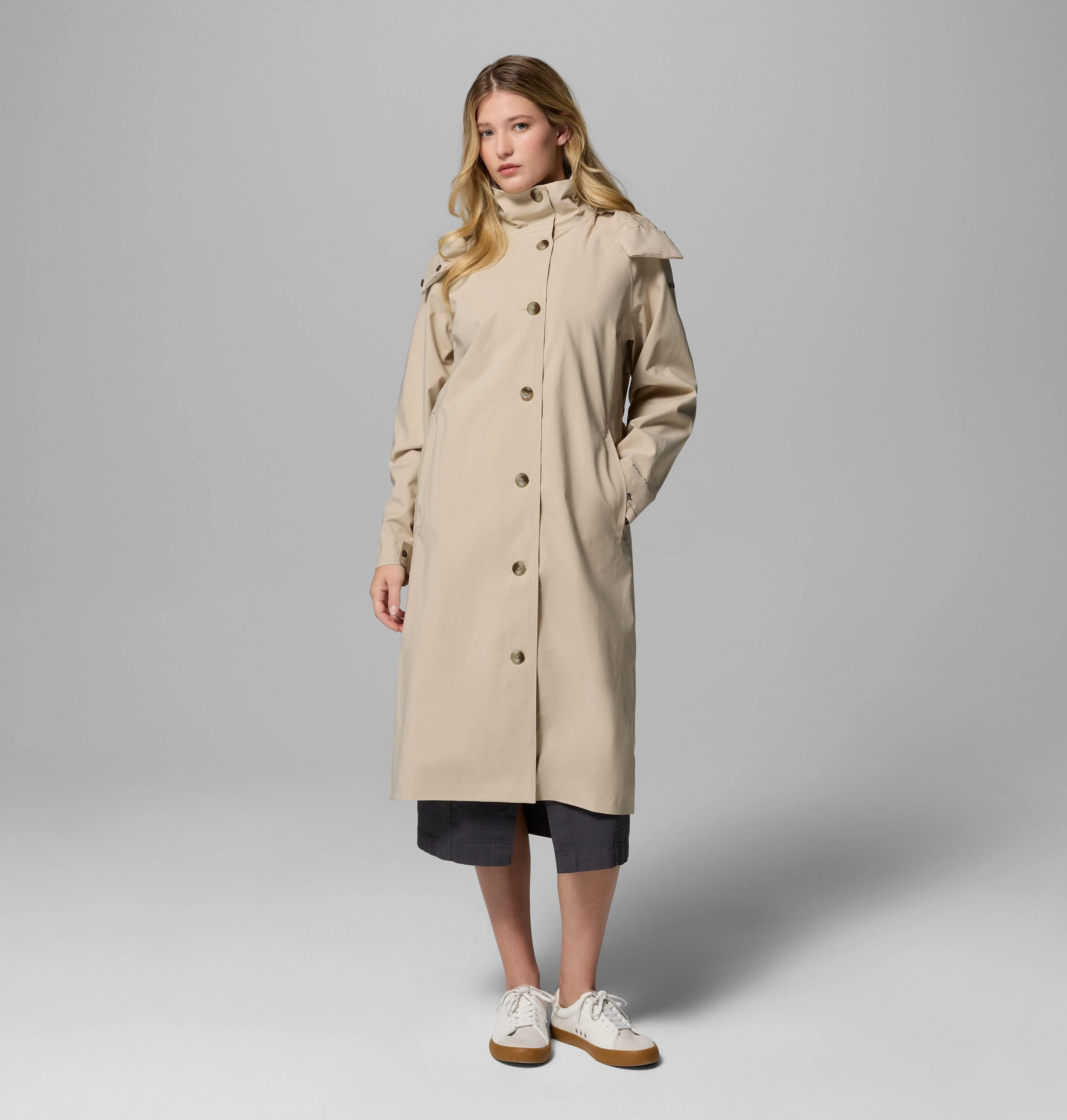 Women's AmazeTrench Rain Jacket - 1