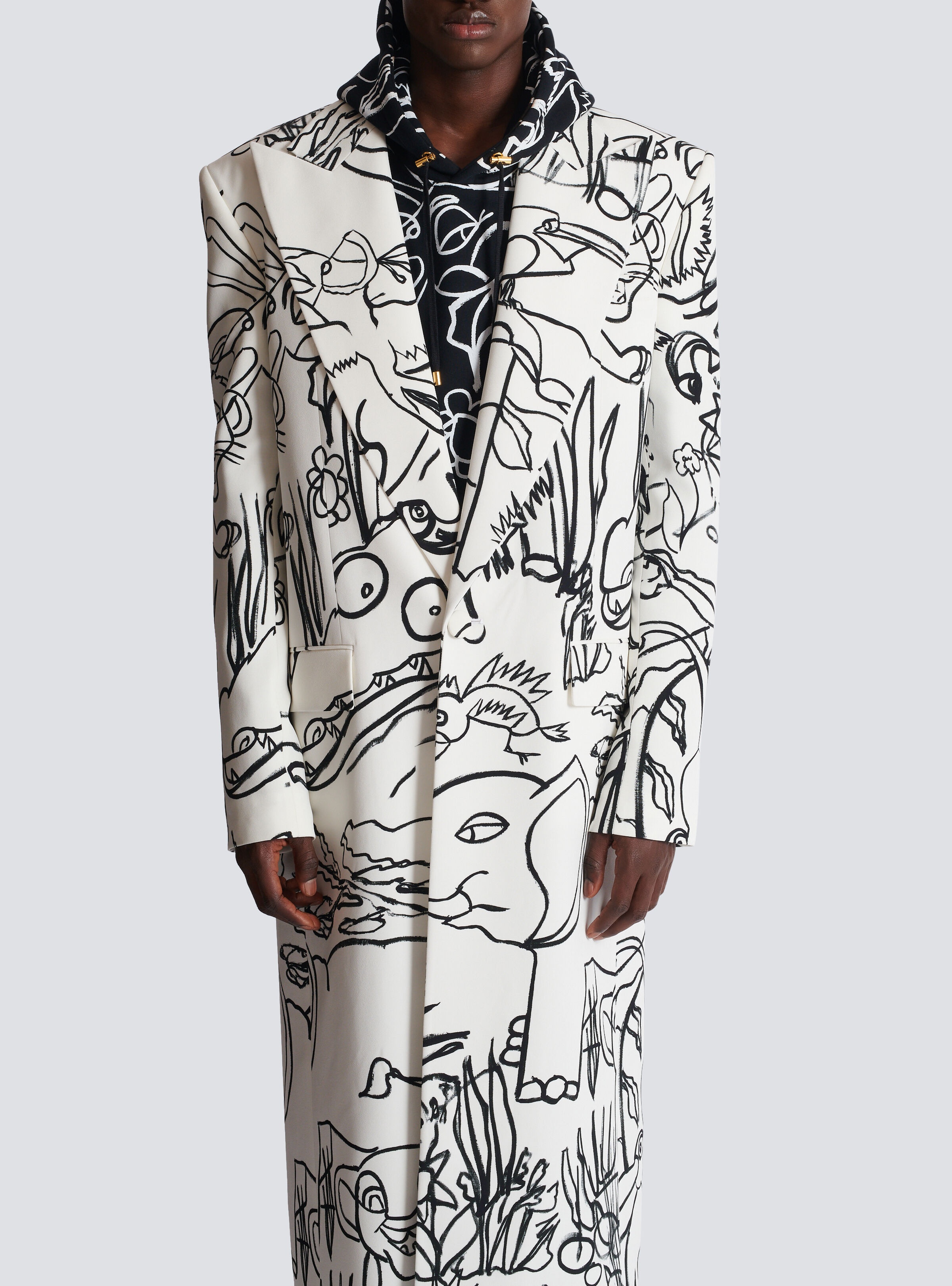 Disney x Balmain: The Lion King - Long crepe coat with Enfant Précoce print - 5