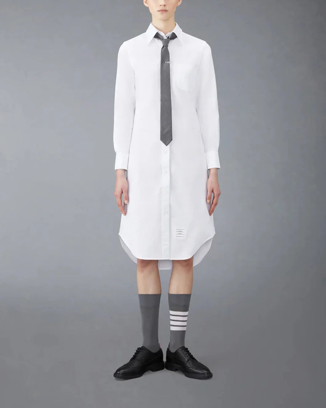 CLASSIC LONG SLEEVE BUTTON DOWN POINT COLLAR SHIRT DRESS IN OXFORD WITH GG LOOP - 4