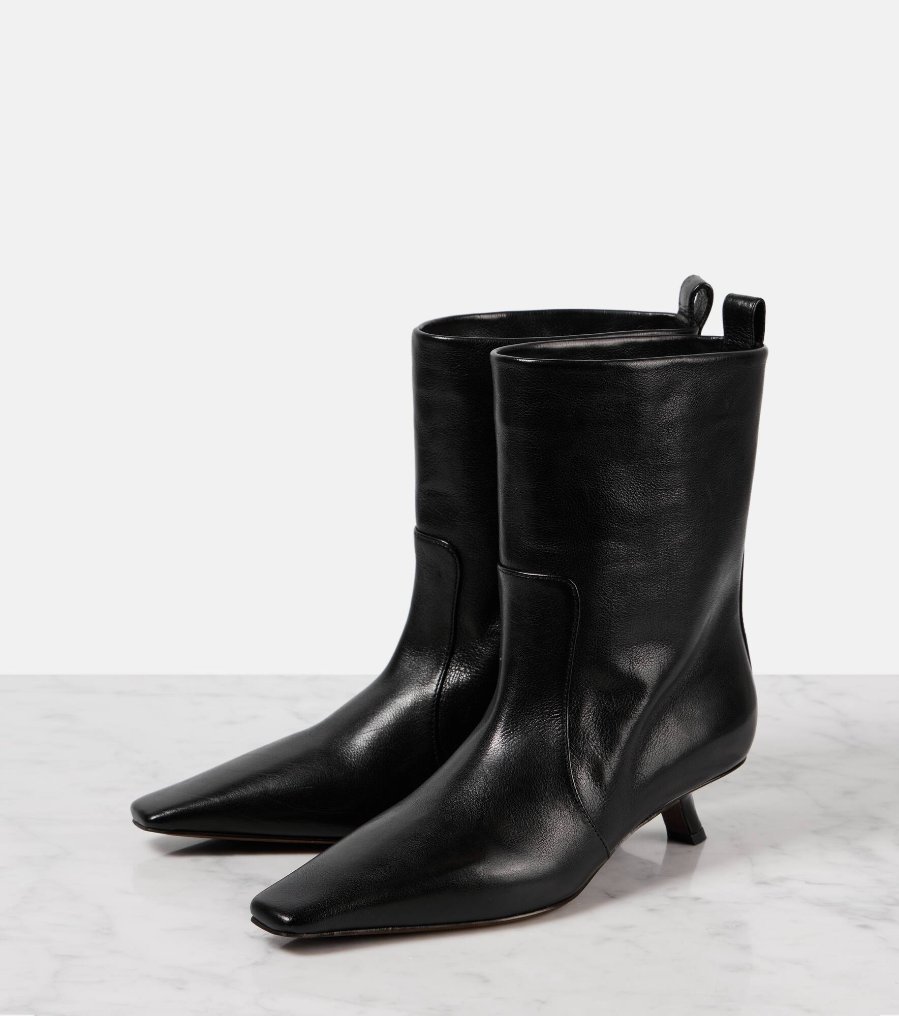 Leather ankle boots - 4