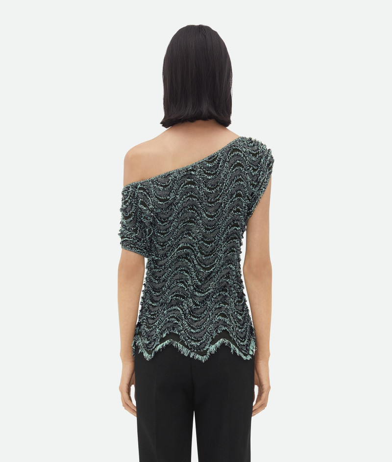 Textured Viscose Top With Weaved Fringes 3