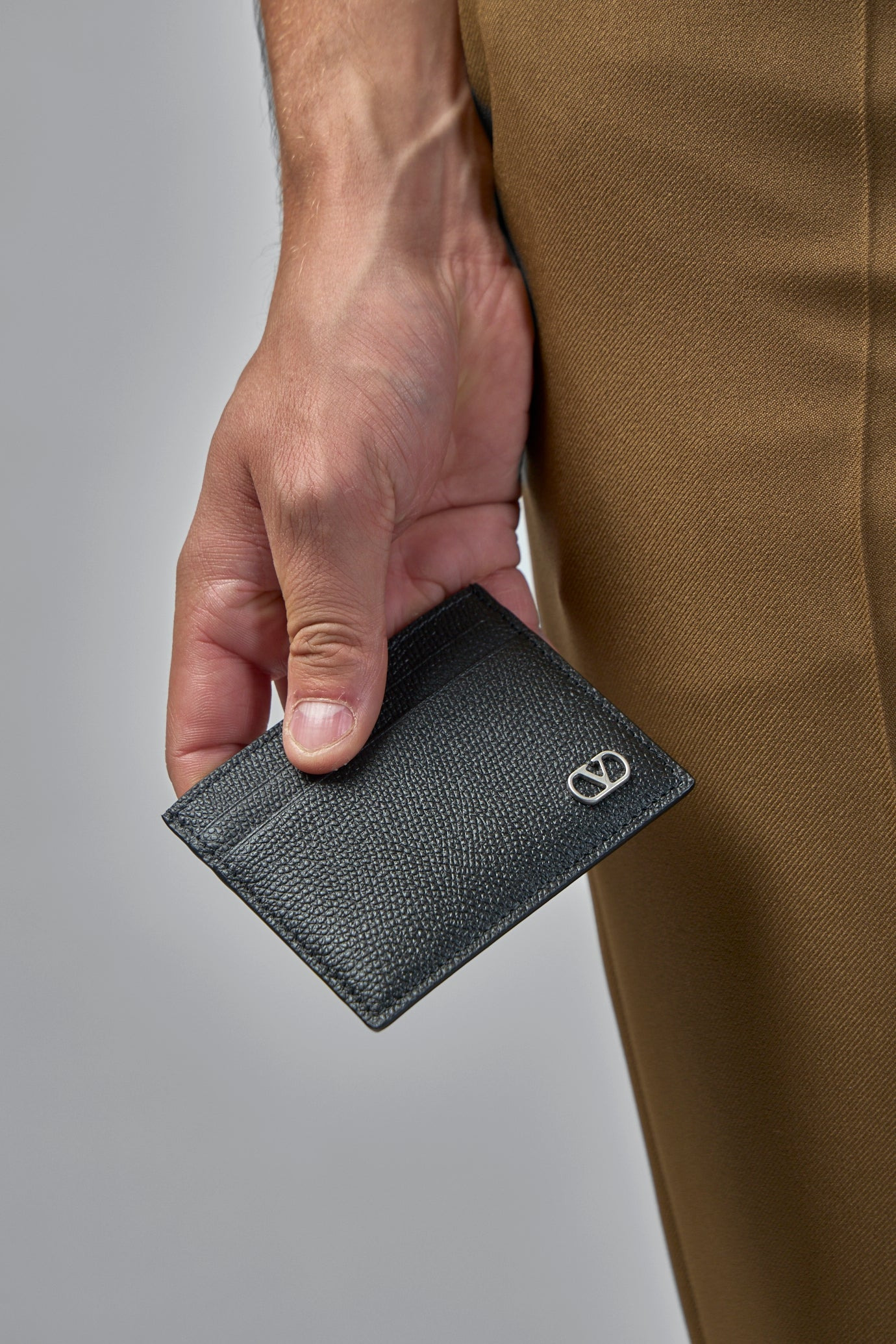 VLogo Signature Card Holder - 3