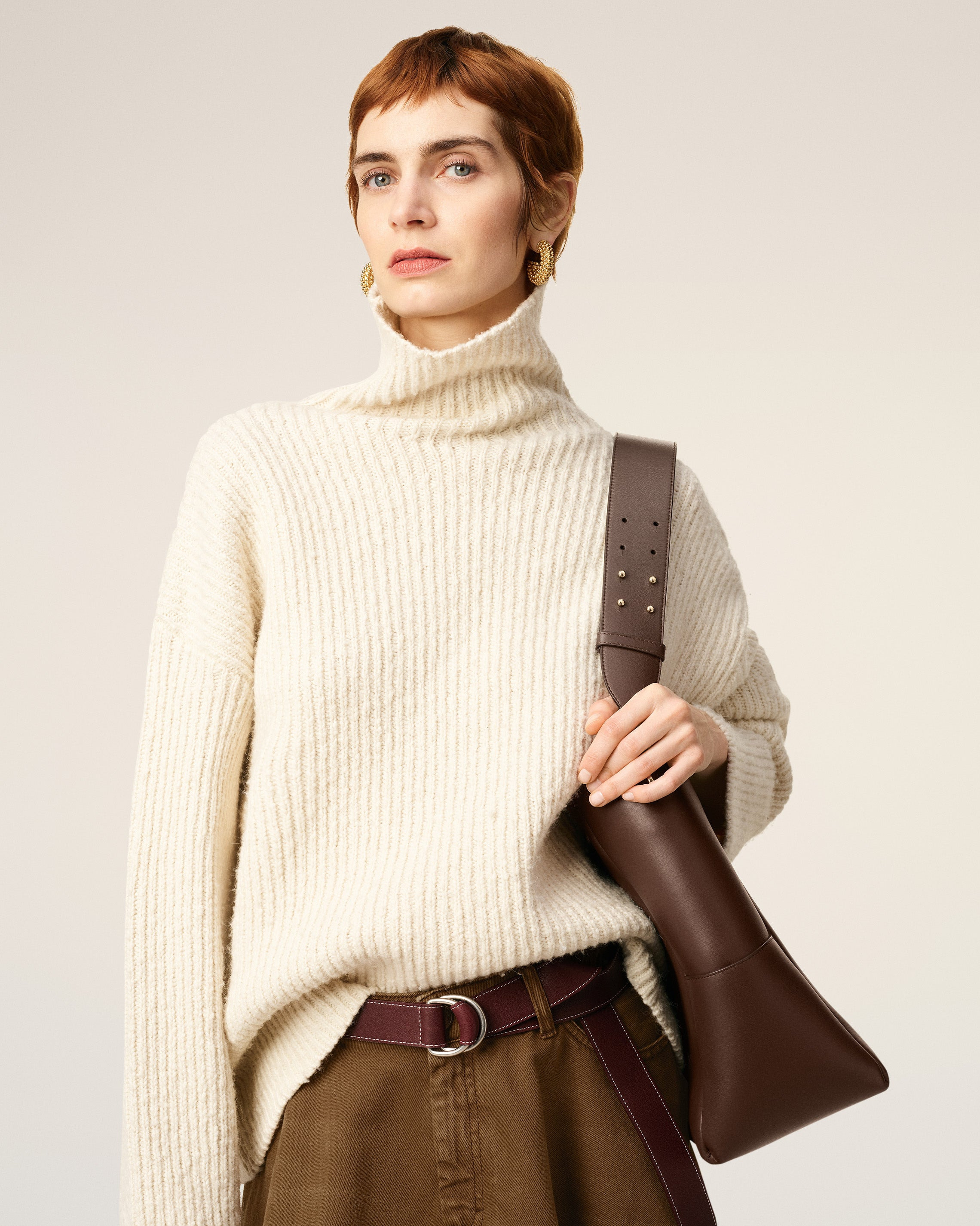 BROWN SMOOTH LEATHER CARROUSEL BUCKET BAG - 2