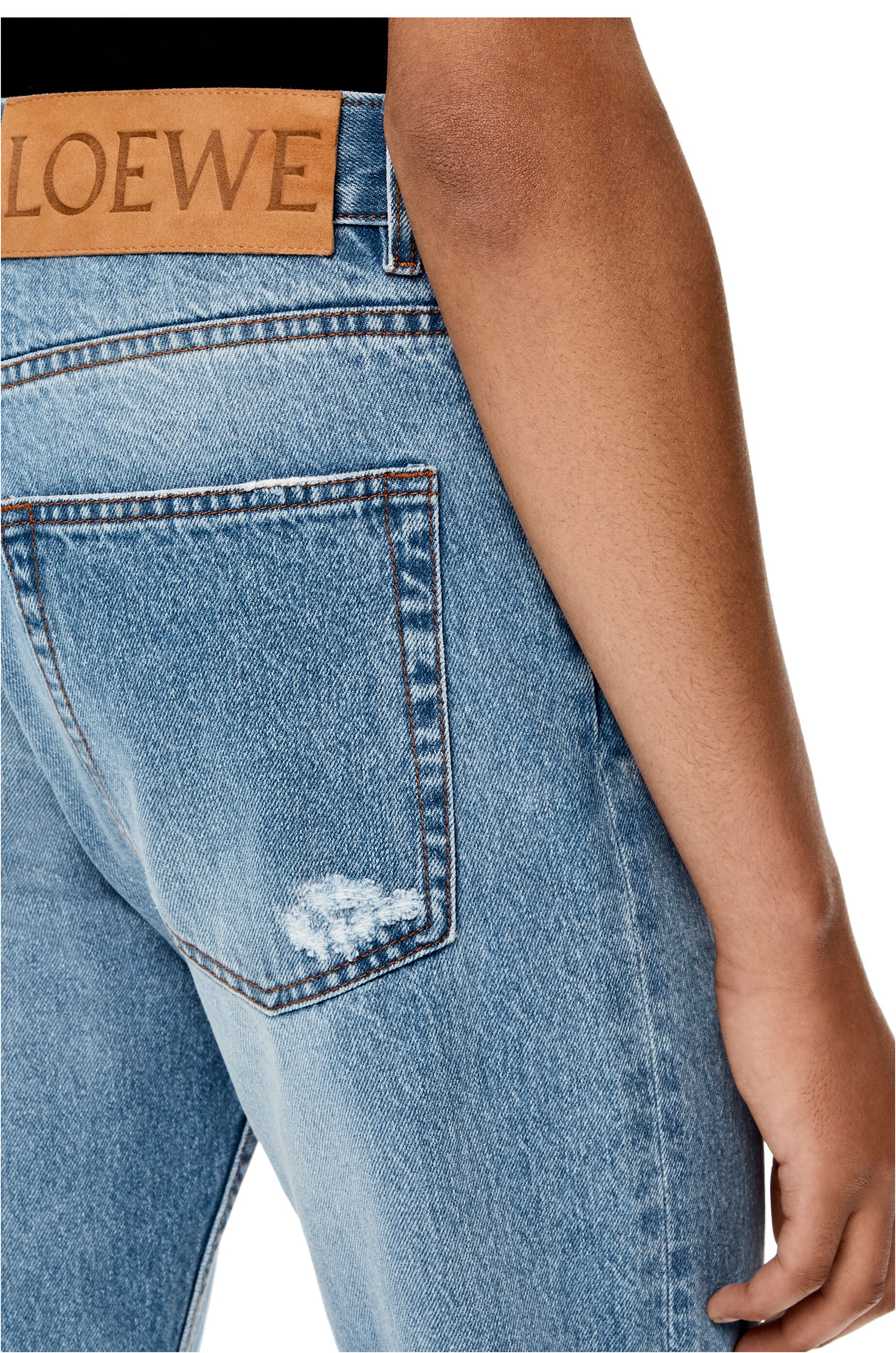 Tapered light wash jeans in cotton - 5
