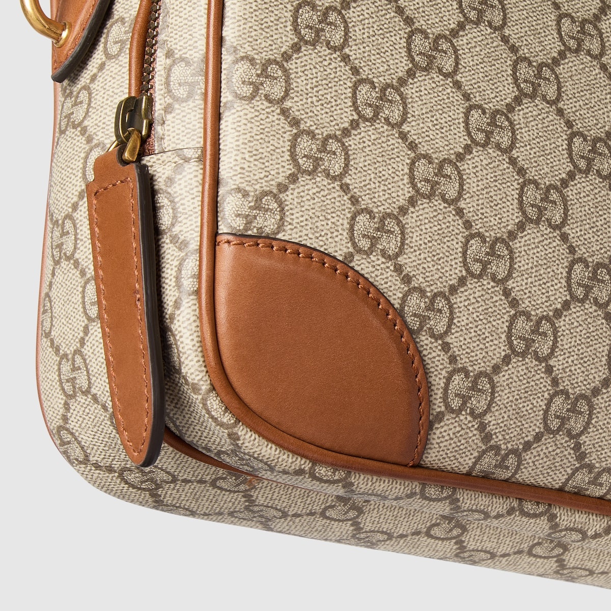 GG Emblem medium crossbody bag - 8