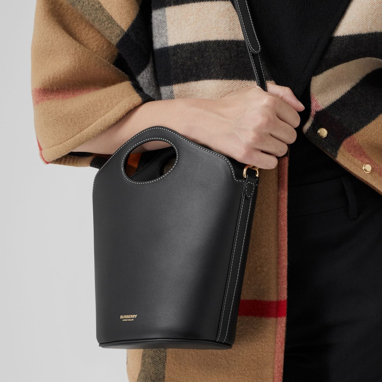 Small Leather Pocket Bucket Bag - 3