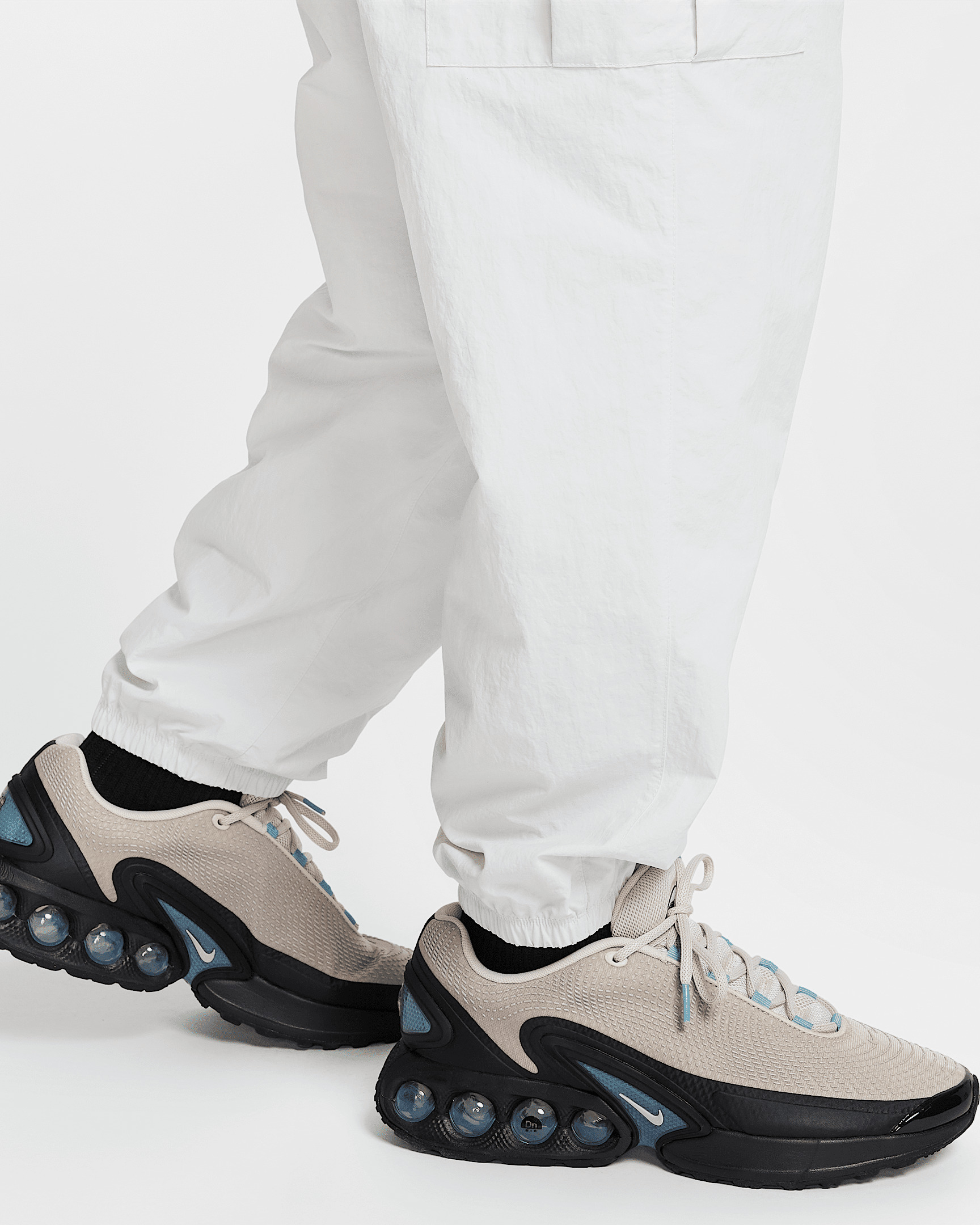 Nike Club Men's Woven Cargo Pants - 6