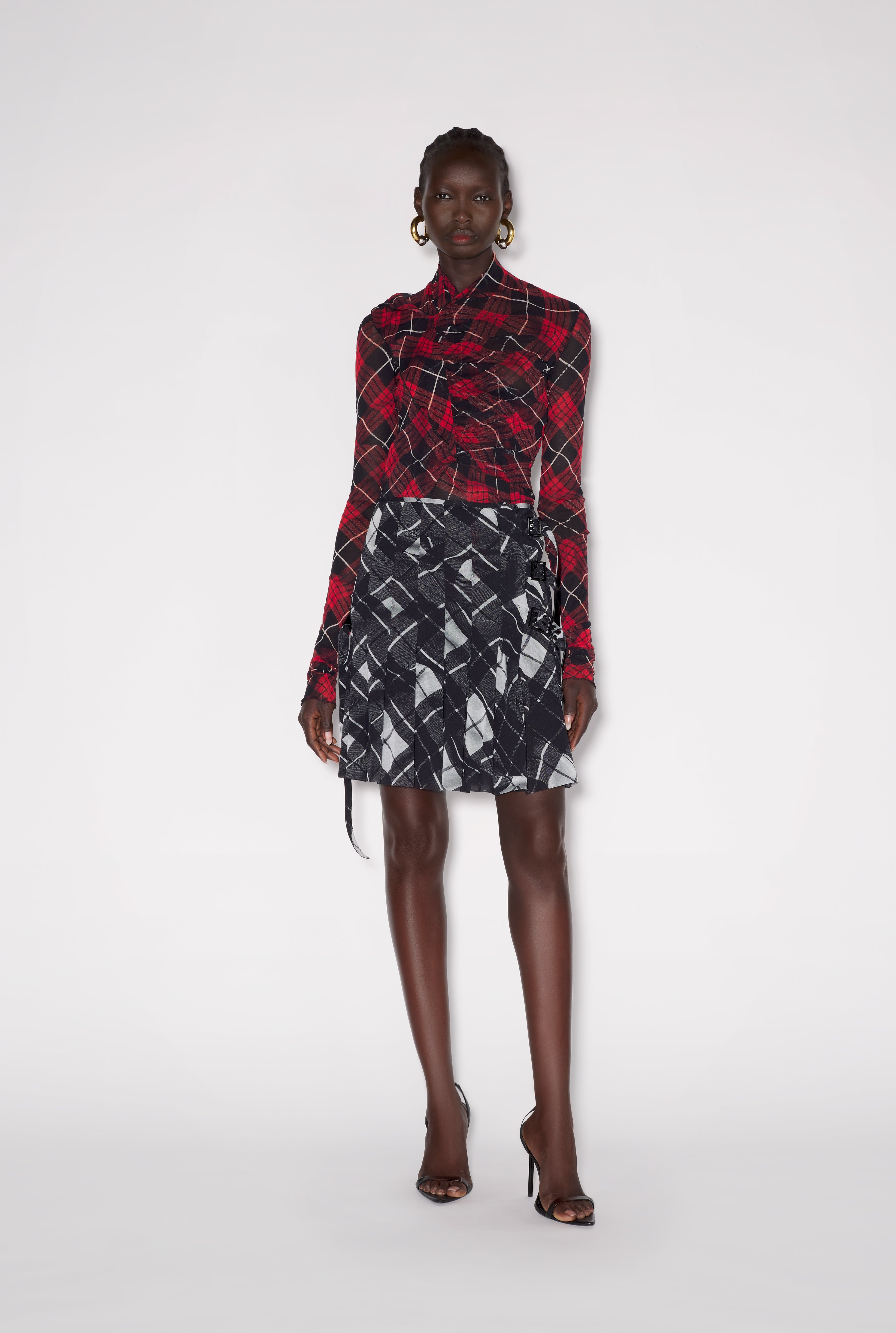 THE BLACK TARTAN KILT - 6