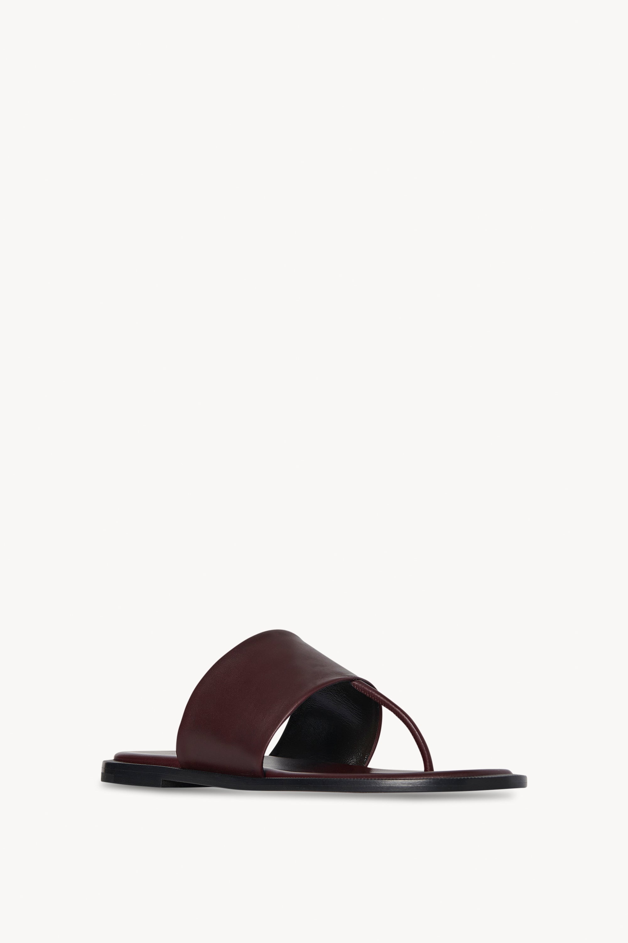 Signum Flat Sandal in Leather - 2