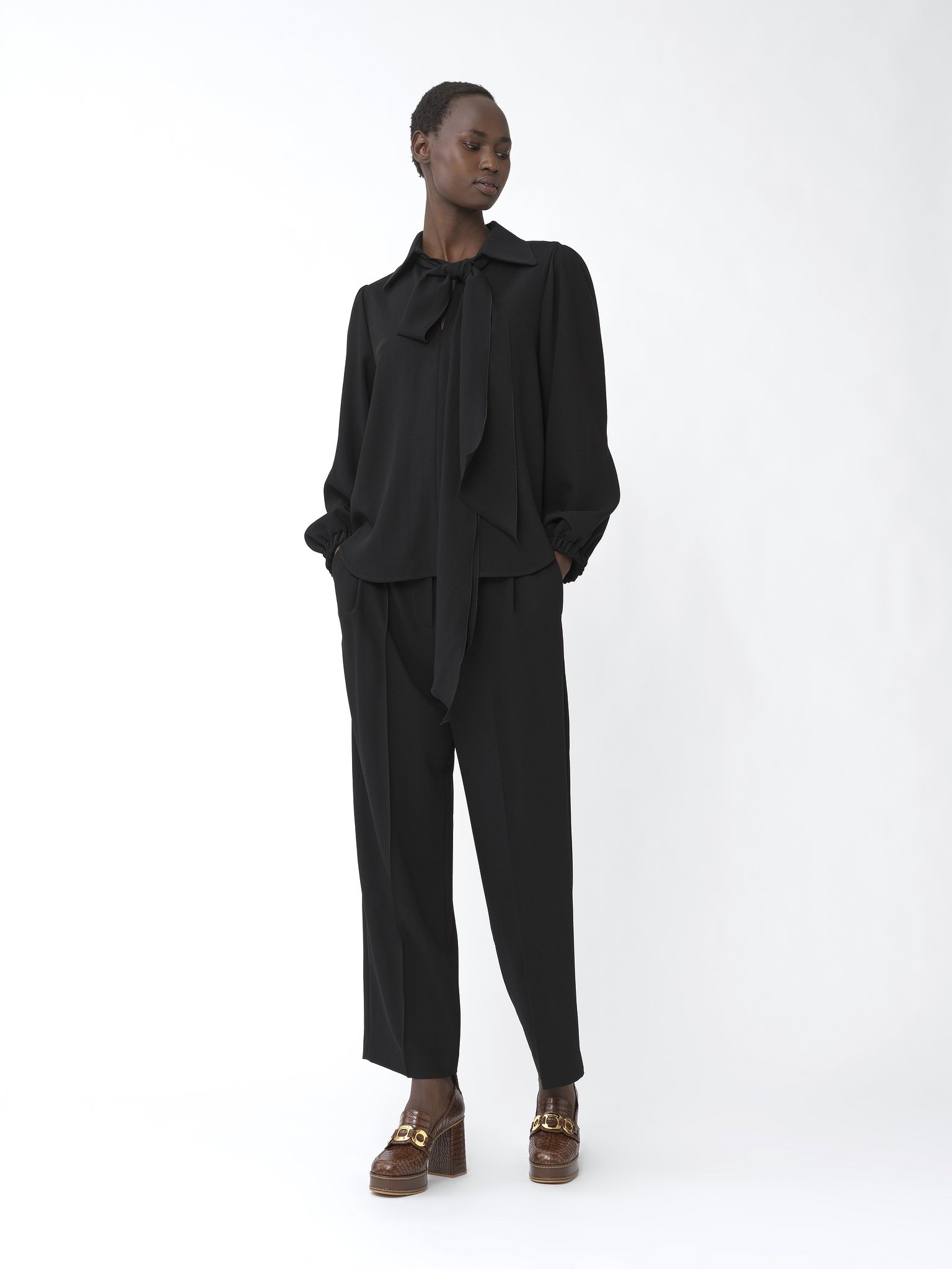 LAVALLIÈRE BLOUSE - 1