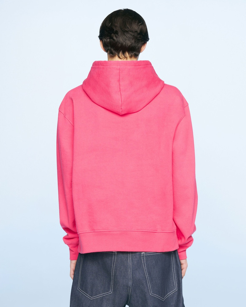 Le sweatshirt brodé 5