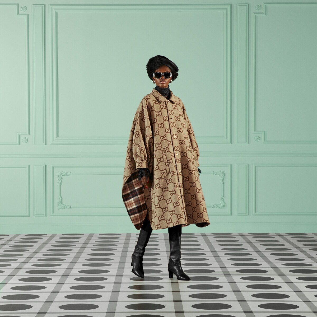 Reversible GG check wool coat - 4