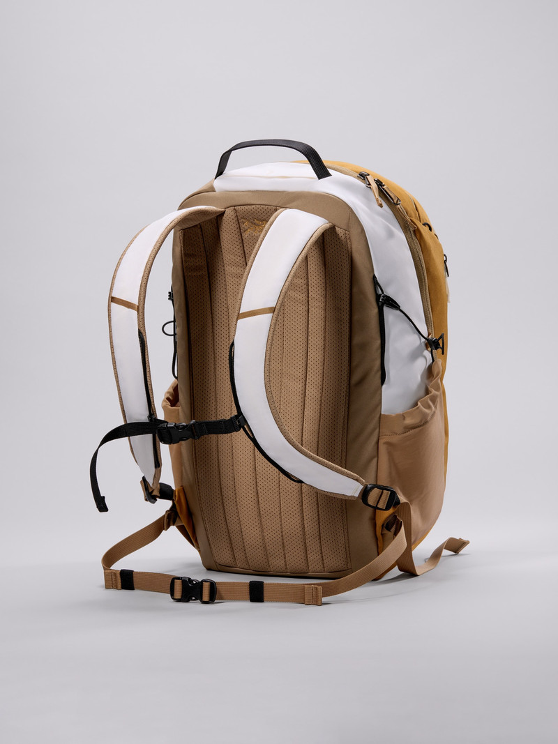 Arc'teryx BEAMS Mantis 26 Backpack outlook