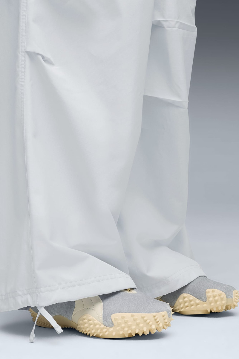 PUMA Mostro Velvet Dream Women's Sneakers outlook