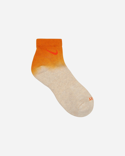 Nike Everyday Plus Cushioned Ankle Socks Orange / Red / Cream outlook