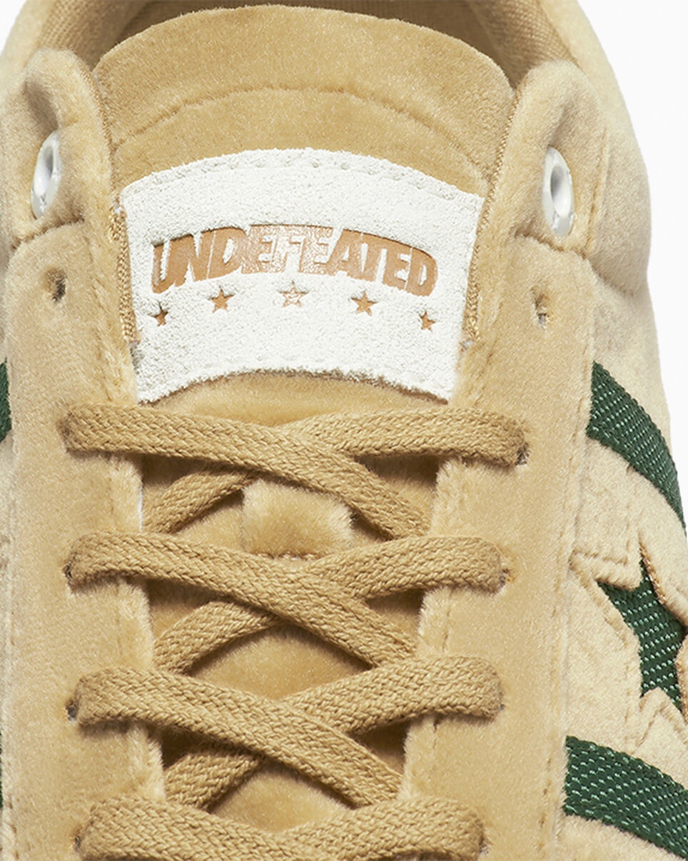 Converse x UNDEFEATED One Star Academy Pro - 8