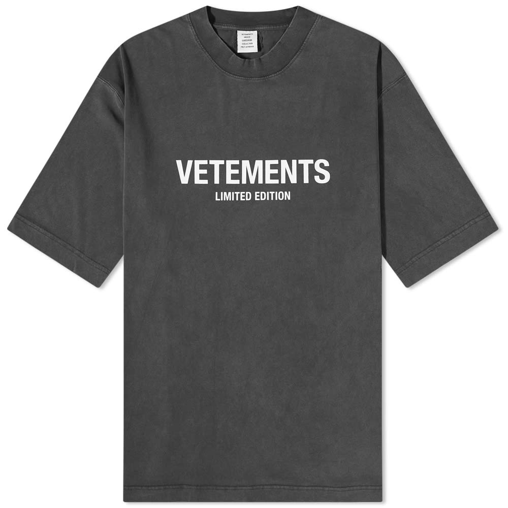★VETEMENTS FRIENDLY LOGO T-SHIRT ロゴ Tシャツ ☆VETEMENTS FRIENDLY LOGO T-SHIRT ロゴ Tシャツ (VETEMENTS/T