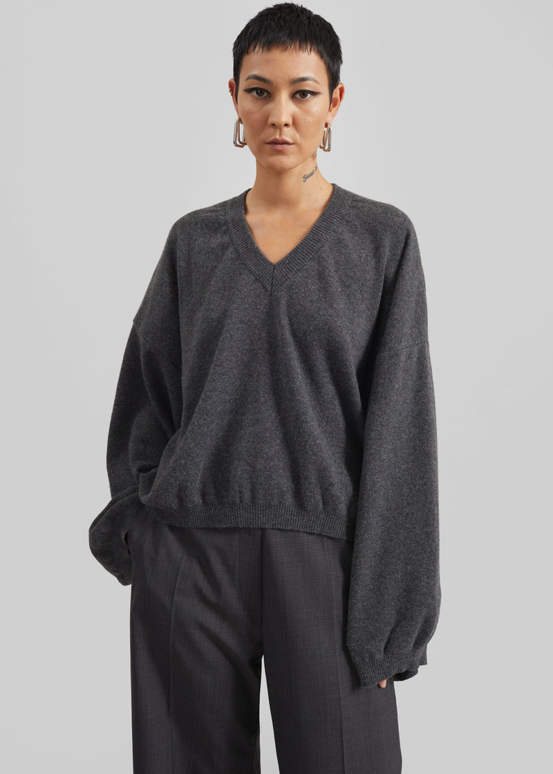 Ilston V-Neck Sweater - Grey 6