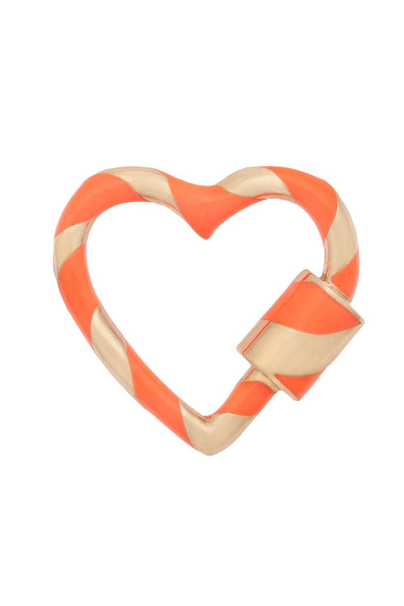 Tacky Heartlock 1