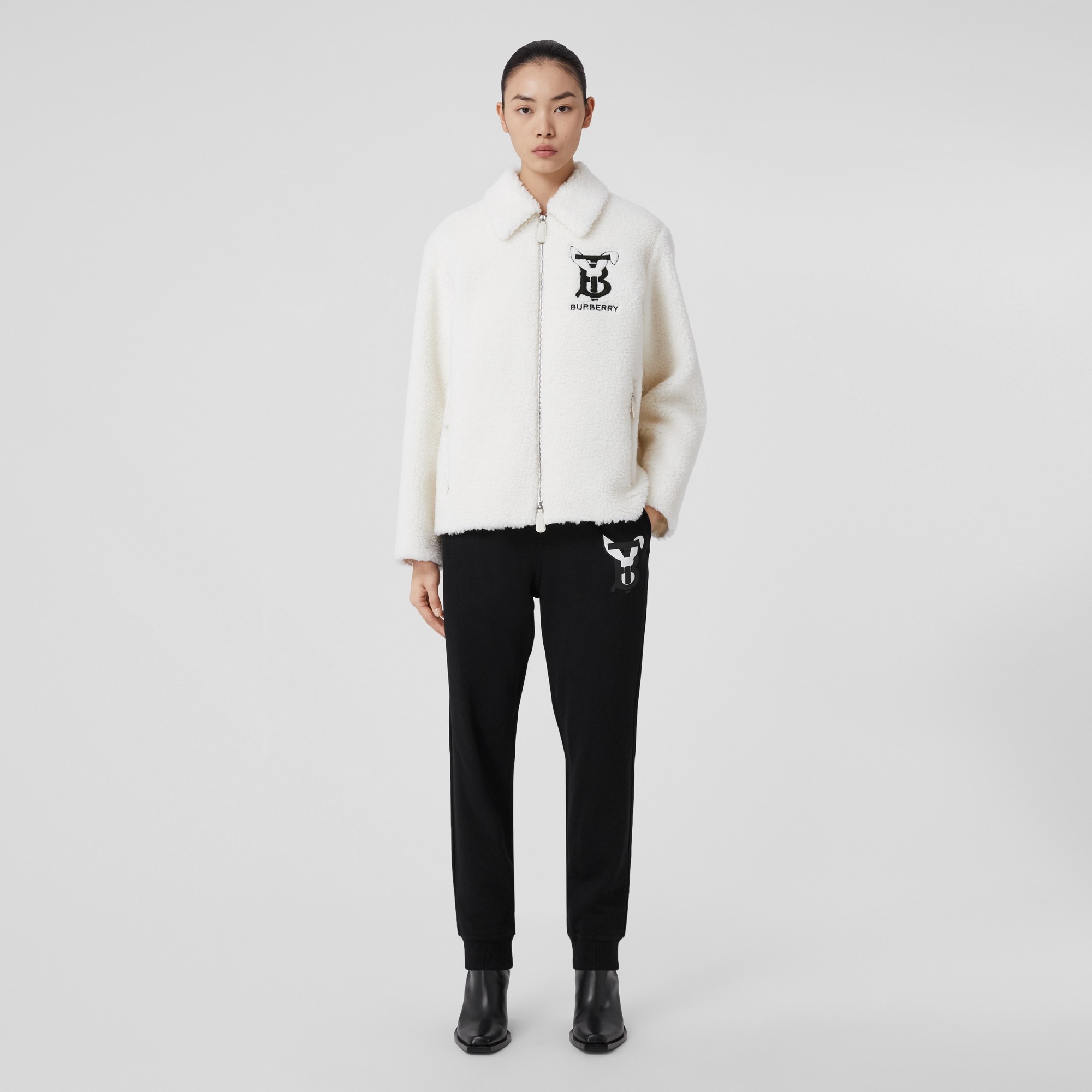 Rabbit Appliqué Fleece Jacket - 4