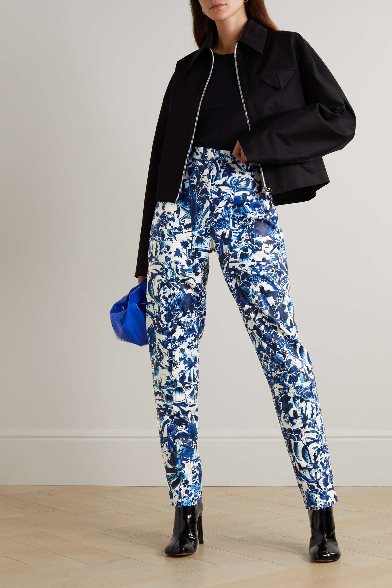 Floral-print leather tapered pants - 2