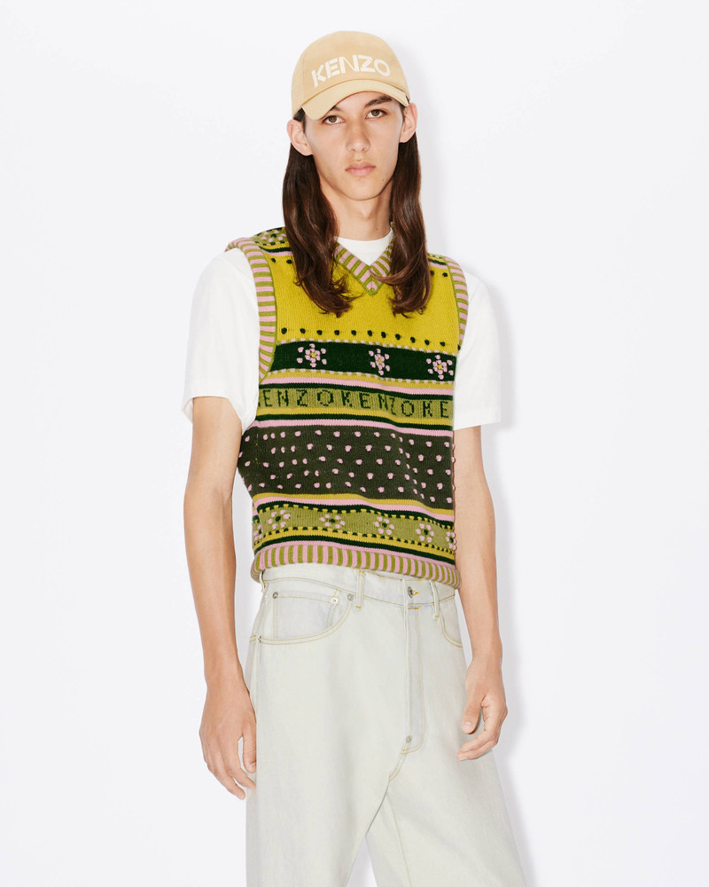 Fairisle knitted jumper vest 3