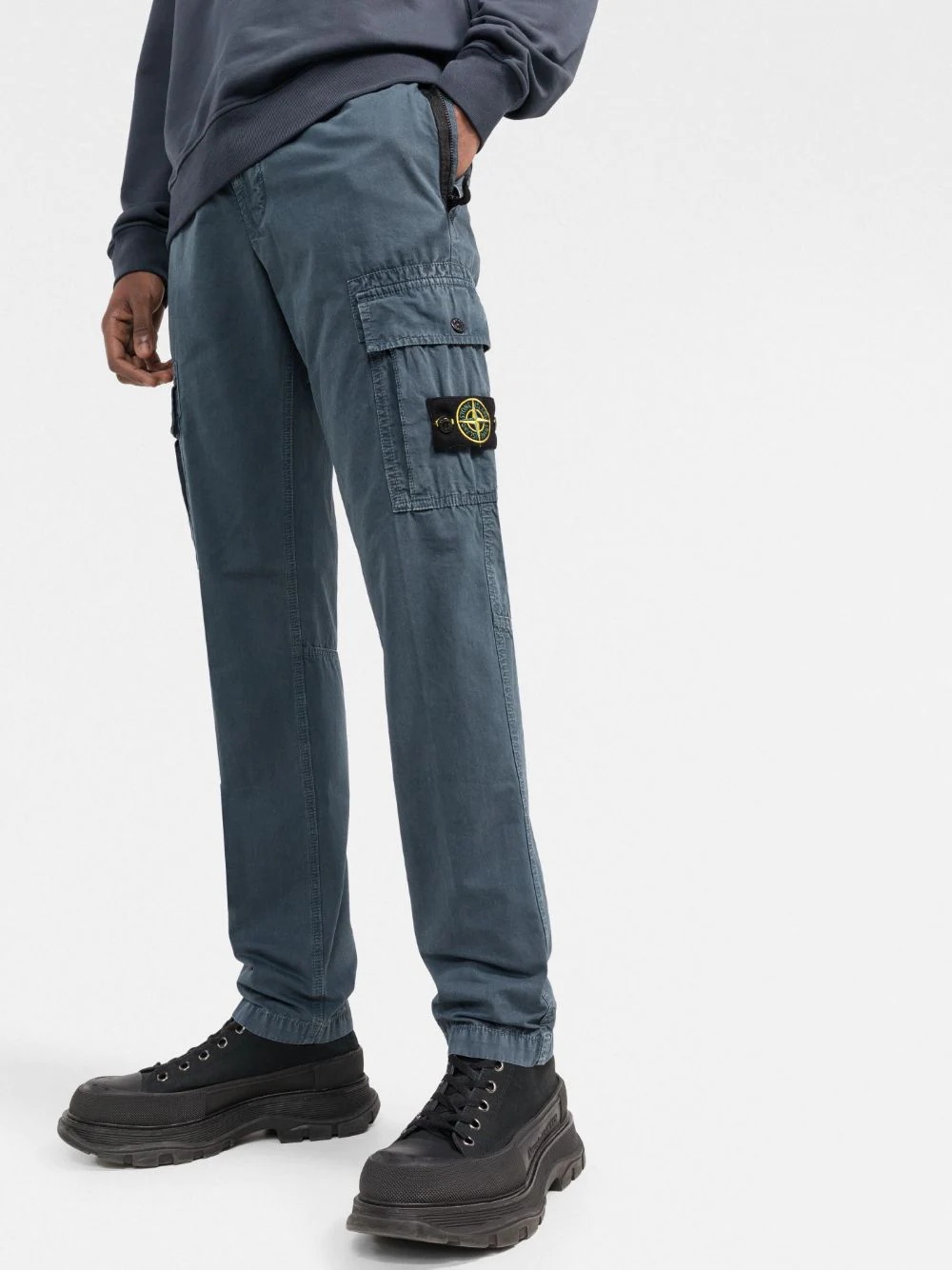 Compass-patch cargo trousers - 3