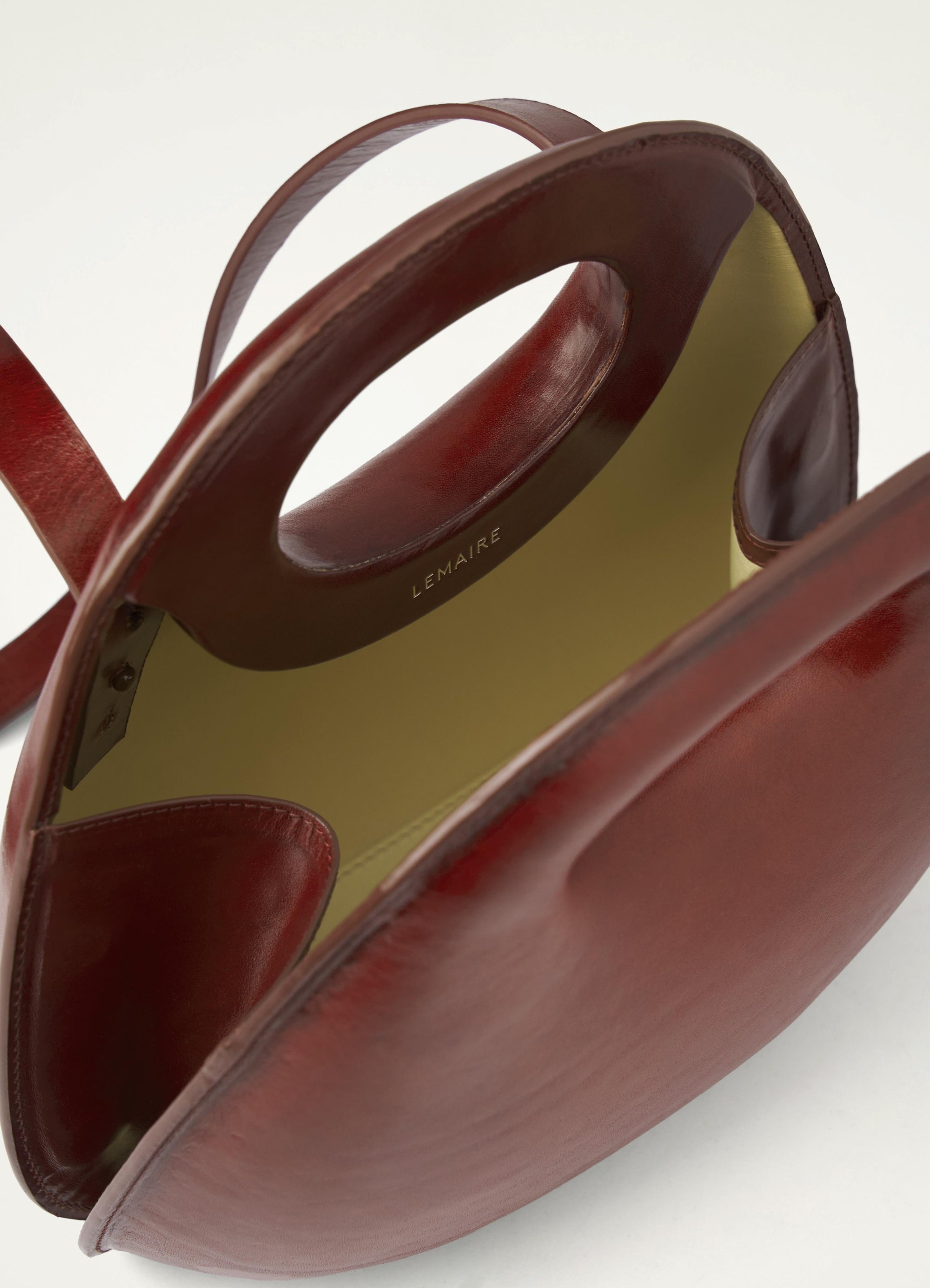 EGG BAG
VEGETAL TANNED LEATHER - 2