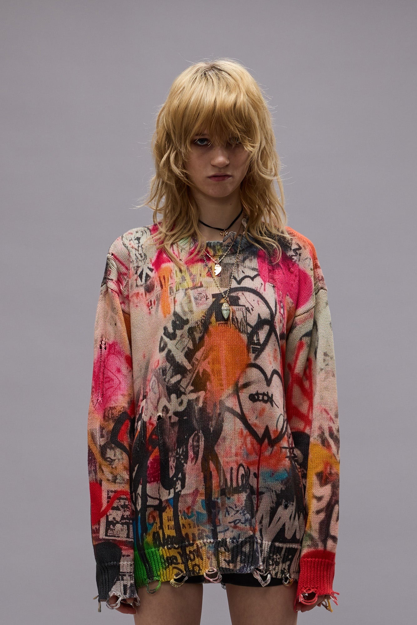 PRINTED BOYFRIEND SWEATER - HEART GRAFFITI PRINT - R13 - 4