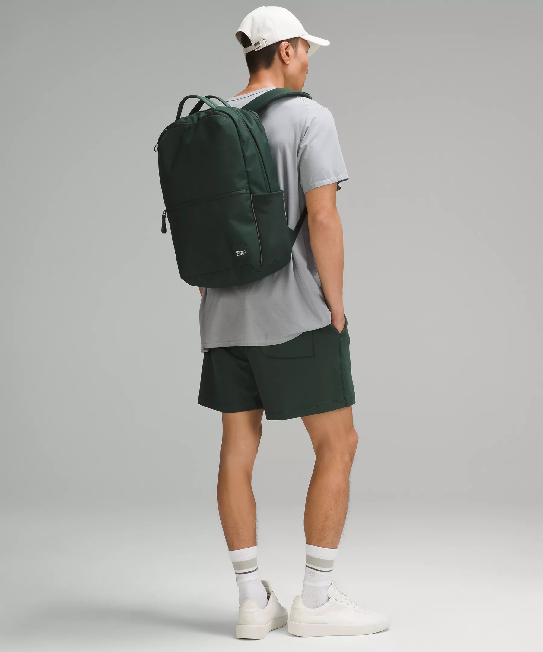 Double-Zip Backpack 22L - 6