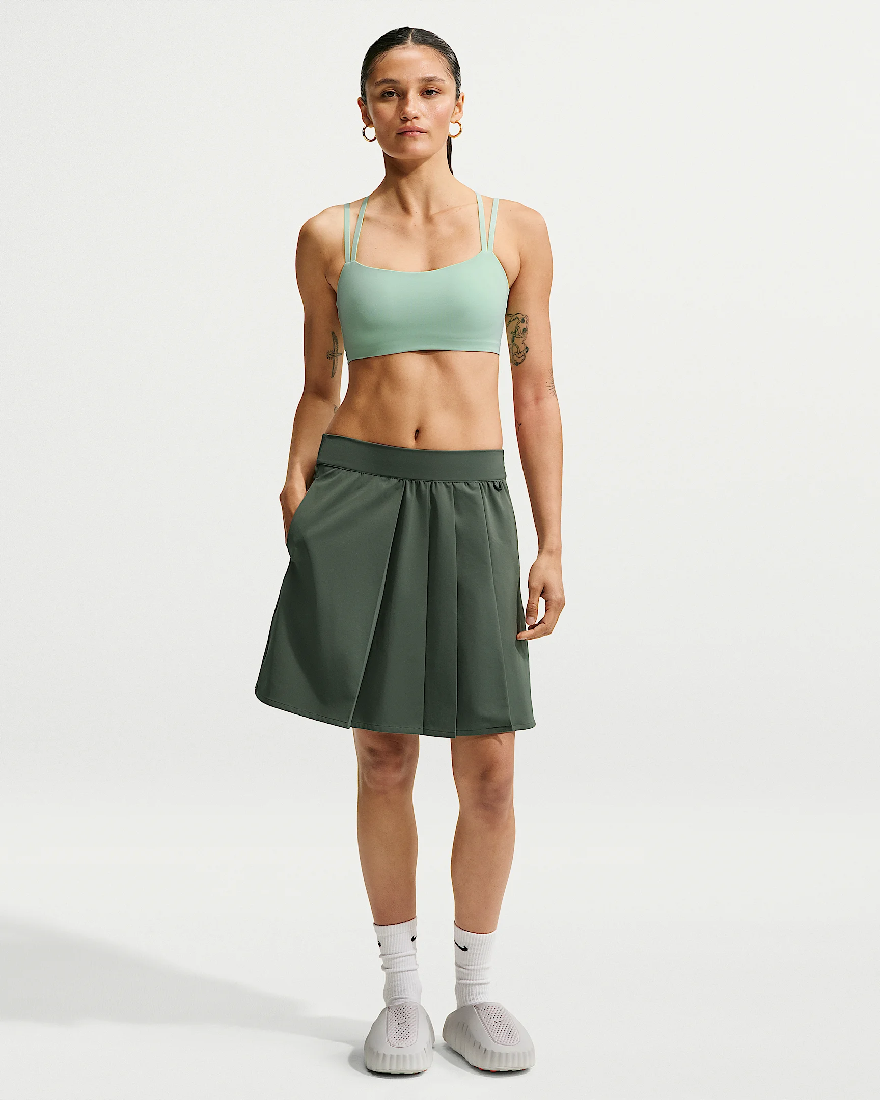 Nike 24.7 PerfectStretch Women's Dri-FIT UV Protection High-Rise Pleated Skirt - 1