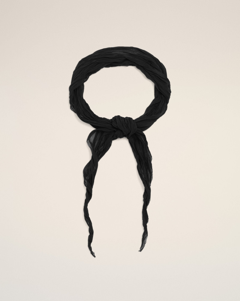 BLACK POLYESTER CRUMPLED GAVROCHE 1