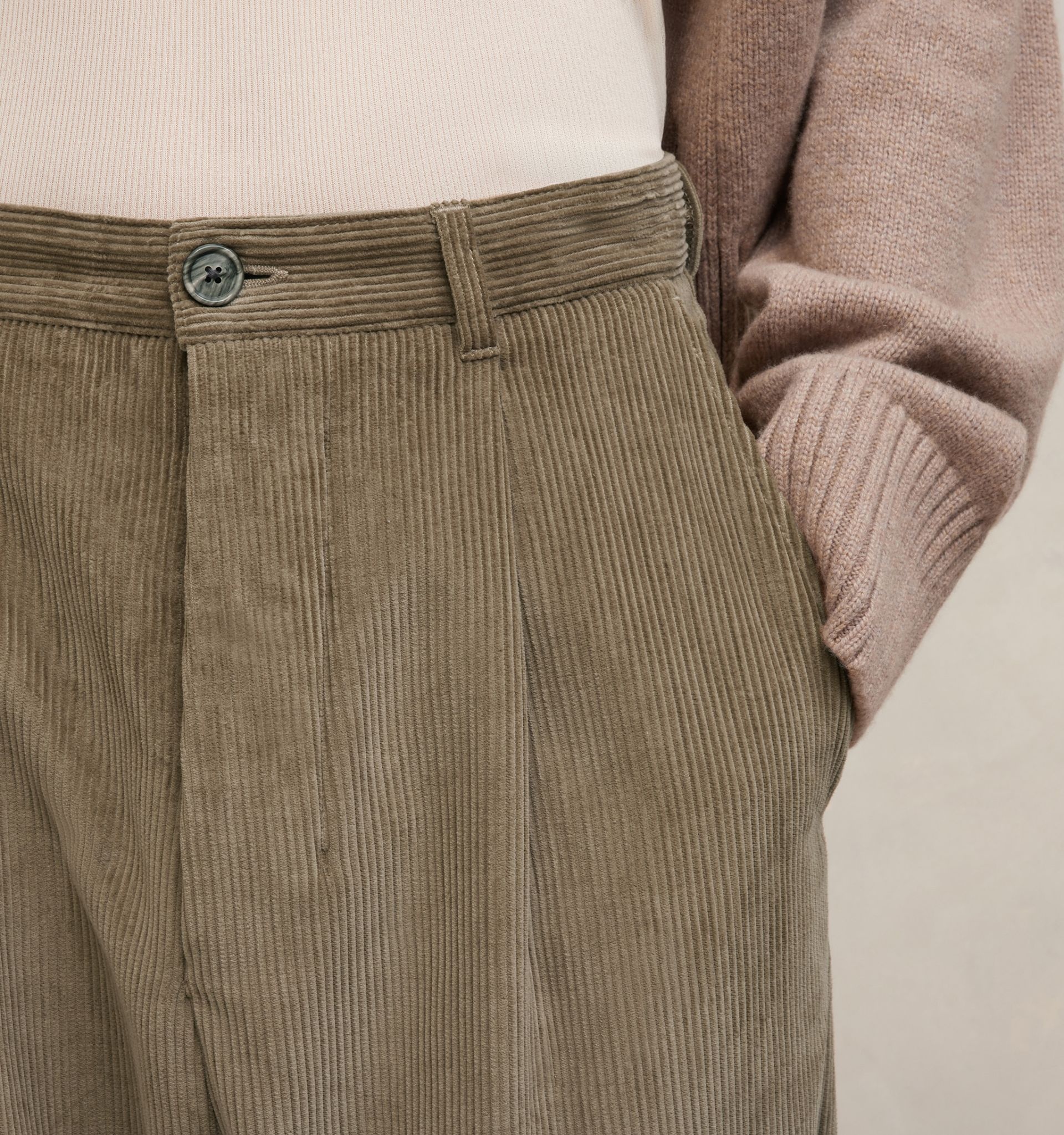 Carrot Oversized Trousers - 7