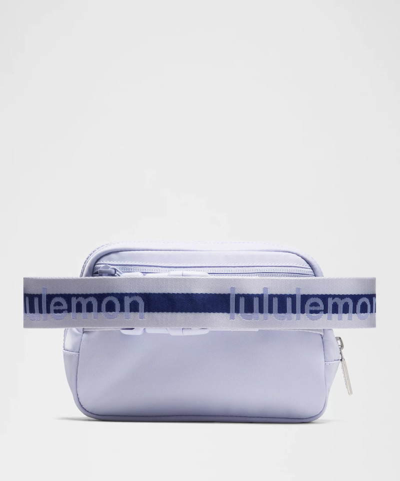 Everywhere Belt Bag 1L *Wordmark 3