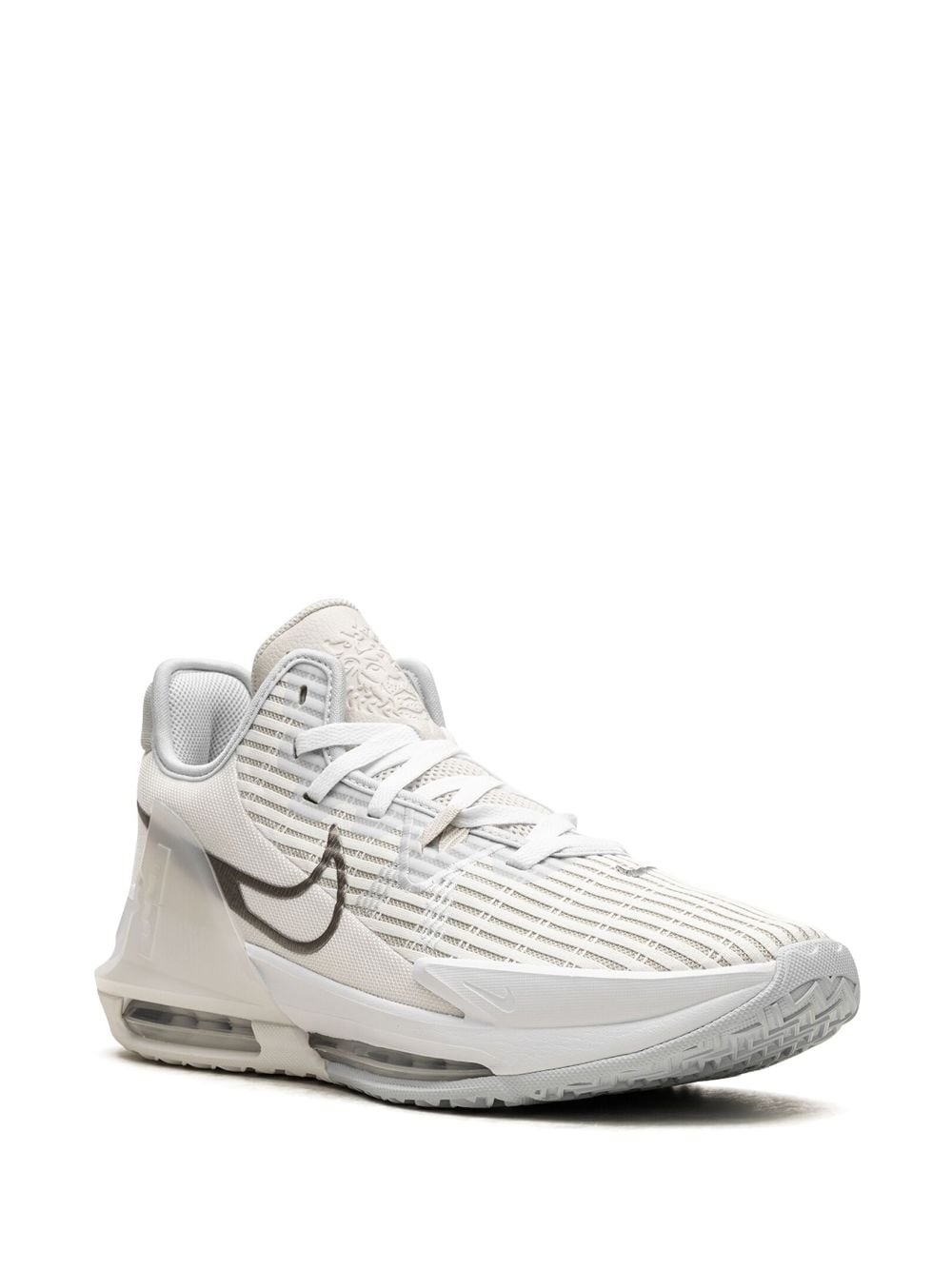 LeBron Witness 6 sneakers - 2