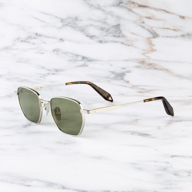 CUTLER AND GROSS BREITLING LÉMAN 0001 SQUARE SUNGLASSES outlook