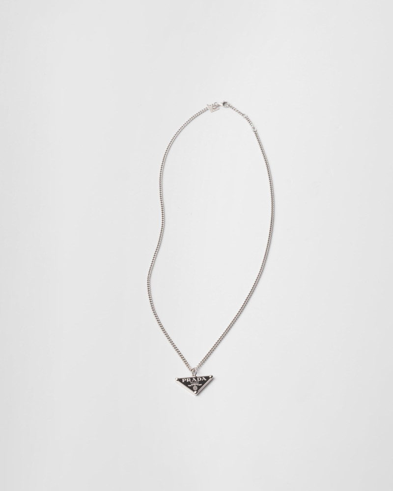 Silver pendant necklace 1