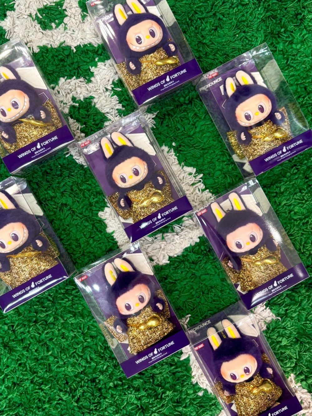 Labubu x Pronounce Wings of Fortune Vinyl Plush keyring - 2