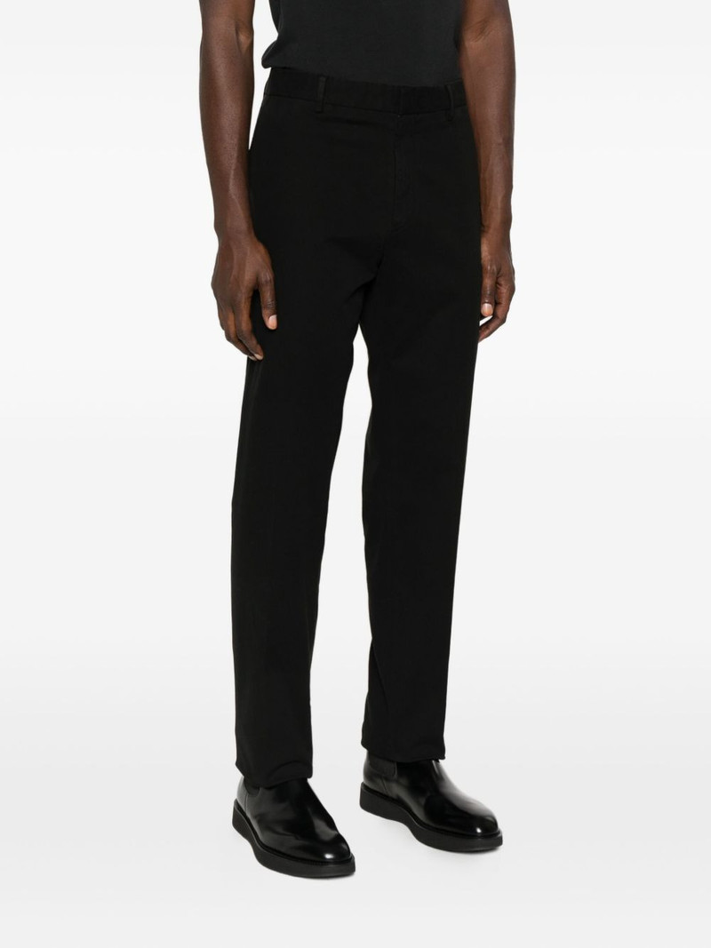 belt-loops trousers 3